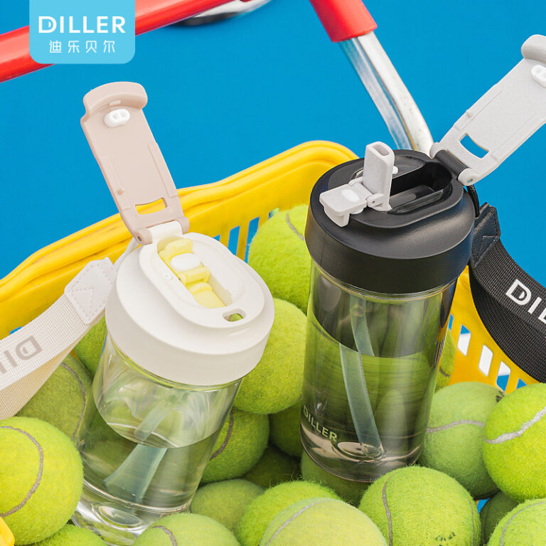 Straw vs Direct-Drink vs Dual-Lid Kids Bottles